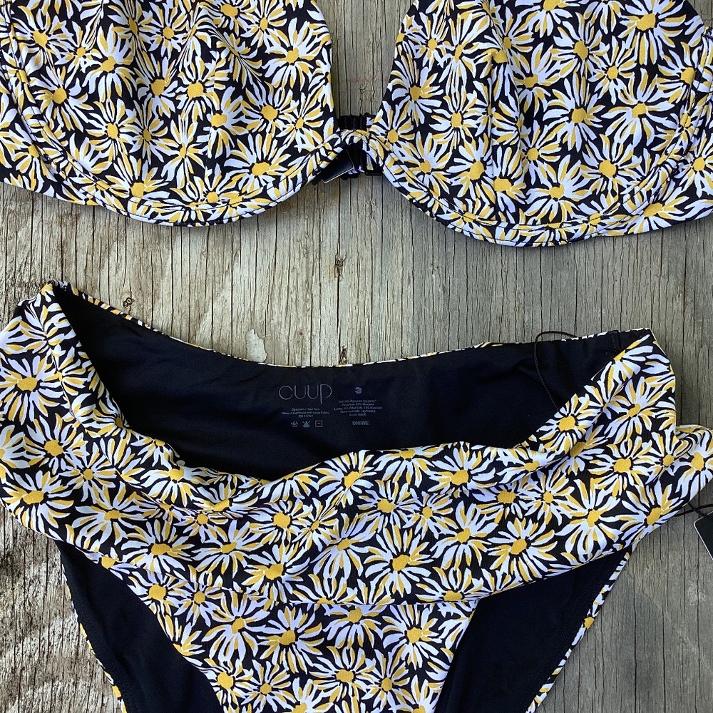 CUUP swimwear plunge + high waist Ditsy Bloom Sun - Picture 3 of 5